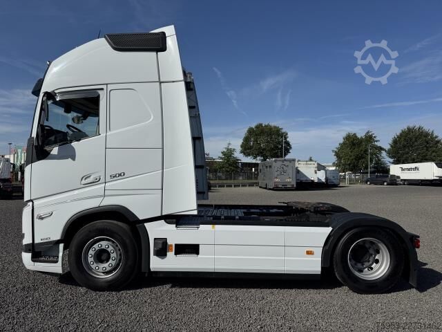 Standart çekici ünitesi Volvo FH 500 Globe XL Retarder I-Park Cool Leder GSR