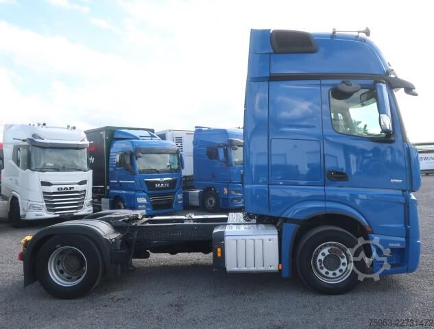 Standart çekici ünitesi Mercedes-Benz 1851 LS Actros Gigaspace Retarder Standklima PTO