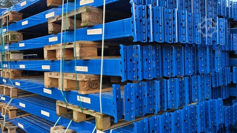 Pallereol, længde 18,50 m, højde 10,3 m, 7 niveauer Nagy PB-80