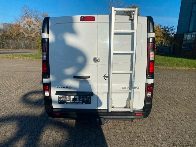 Panel kombi OPEL Vivaro B Kastenwagen L1H1  2,7t*Ahk*90 tkm *