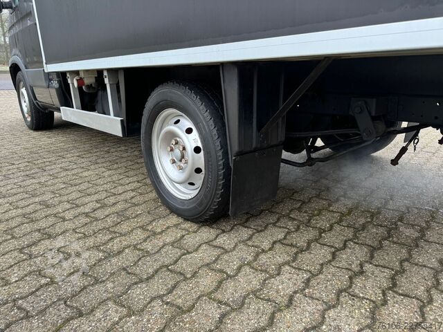 Kylskåpsbil IVECO Daily 35S13 Kühlkoffer C33-Type 526EV