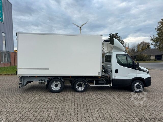 Kylskåpsbil IVECO Daily 35C18 TiefKühlkoffer Maxicargo *2 Stück*