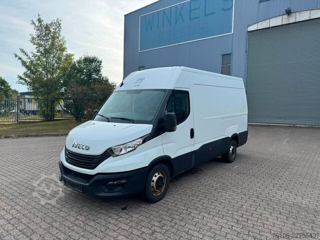 Skåpbil IVECO Daily 35S14 Hi-Matic Kastenwagen *Klima*Tempomat