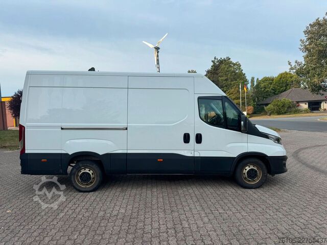 Skåpbil IVECO Daily 35S14 Hi-Matic Kastenwagen *Klima*Tempomat