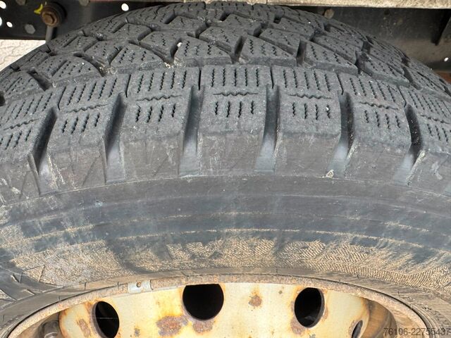 Skåpbil IVECO Daily 35S14 Hi-Matic Kastenwagen *Klima*Tempomat