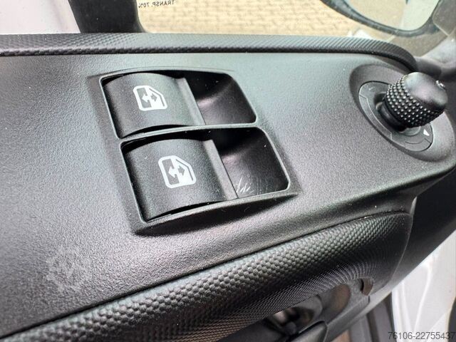 Skåpbil IVECO Daily 35S14 Hi-Matic Kastenwagen *Klima*Tempomat