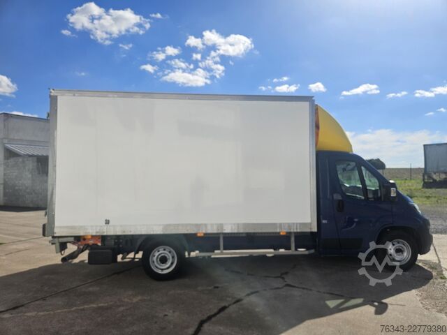 Nákladová skříň 20 m³ s hydraulickým čelem FIAT DUCATO 35 2.3 MJT 130 - E6