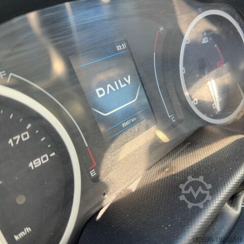 Furgoneta cerrada Iveco Daily 35c12