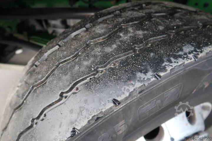 Kamion sa bakšišom MAN TGS 35.440 8x2 BL Nachlauflenkachse Ther