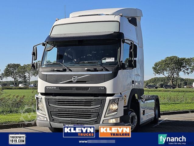 Standaard trekker VOLVO FM 450 450 Skirts Airco