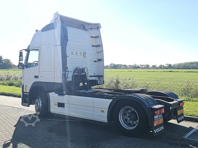 Standaard trekker VOLVO FM 450 450 Skirts Airco