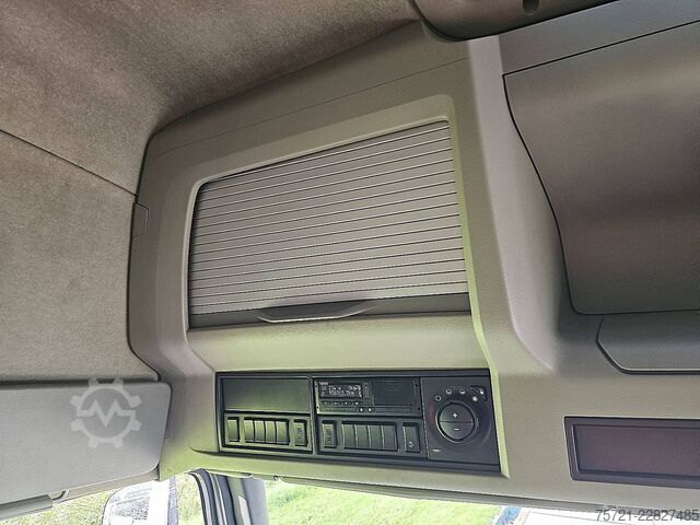 Standaard trekker VOLVO FM 450 450 Skirts Airco