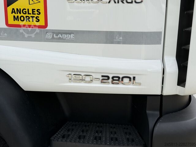 Autocarro con cassone Iveco eurocargo 180el28p