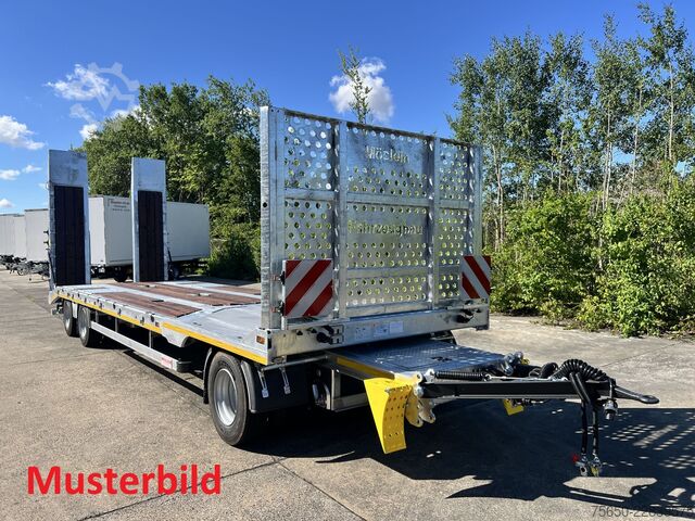 Dieplader oplegger Möslein T 3-8,20 P VB H1  3 Achs Tieflader mit gerader Ladefläche 8,20 m, Neufahrzeug
