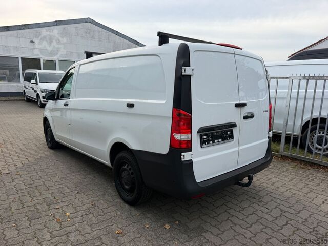 Furgone MERCEDES-BENZ Vito 111 CDI Klima AHK Tempomat Lang 3 Sitzer