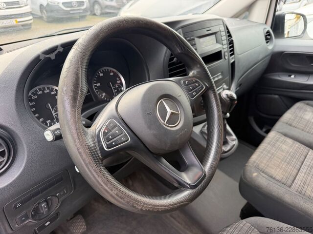 Furgone MERCEDES-BENZ Vito 111 CDI Klima AHK Tempomat Lang 3 Sitzer
