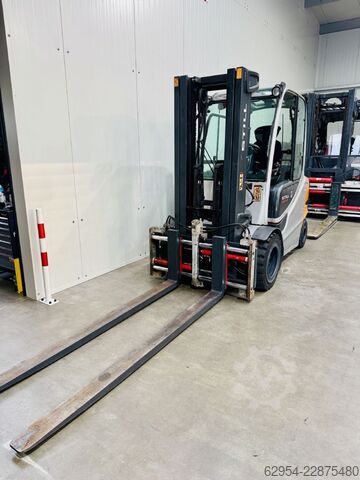 Elektrický 4kolový vysokozdvižný vozík Still RX 60-50 Triplex