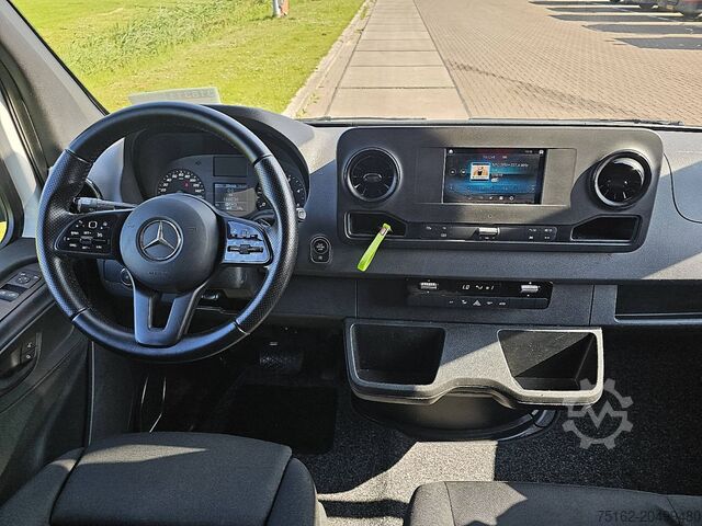 Camioneta familiar de techo alto MERCEDES-BENZ SPRINTER 314 L2H2 Mbux Automaat!
