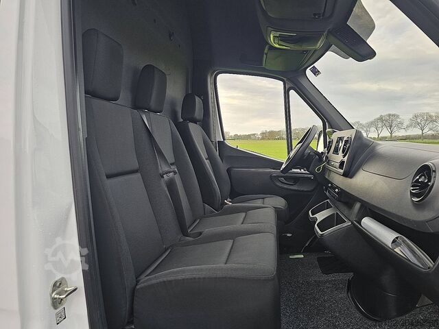 Camioneta familiar de techo alto MERCEDES-BENZ SPRINTER 314 L2H2 Mbux Automaat!