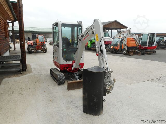 Minigraafmachine Takeuchi TB 216 POWERTILT + hydr. SW