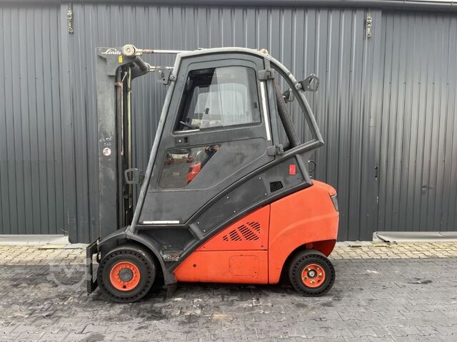LPG viljuškari Linde H 30T-01