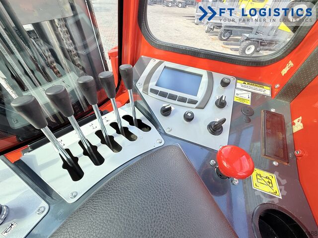 Négyirányú targoncát Combilift C3000ET TRIPLEX 5940 WIDE FORK POSITIONE