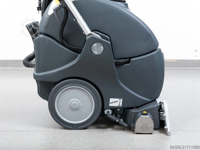 Taski Procarpet 45 mašina za čišćenje tepiha Taski Procarpet 45 Carpet Cleaner NEW!