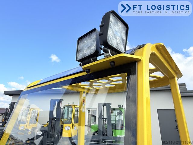 Négyirányú targoncát Combilift CB2500 GAS TRIPLEX 4900 FORK POSITIONER