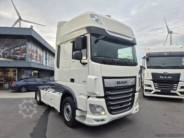Tractor estándar DAF XF 480 FT SUPER SPACE CAB ZF INTARDER