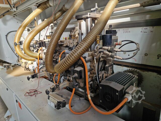 Olepovačka hran 20 m/min s drážkovací pilou Brandt Profi Line KDF 790