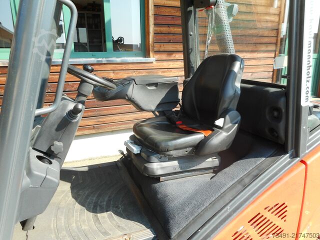 Motostivuitor Linde H25D-02 EVO Triplex SS 4.Kreis