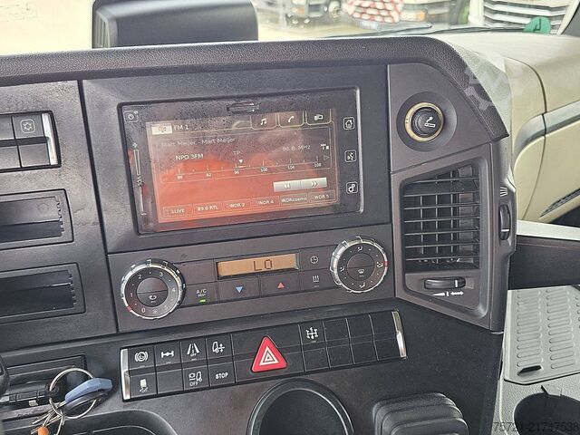 Standard-SZM MERCEDES-BENZ ACTROS 1843