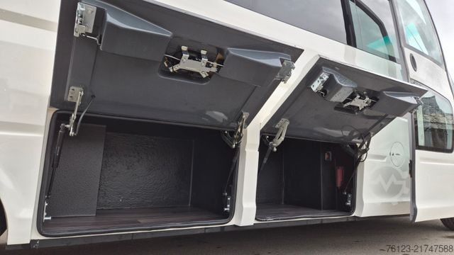 Minibus IVECO 2x Daily 70 Lagerfahrzrug Ferqui Sunrise 2,5 m B