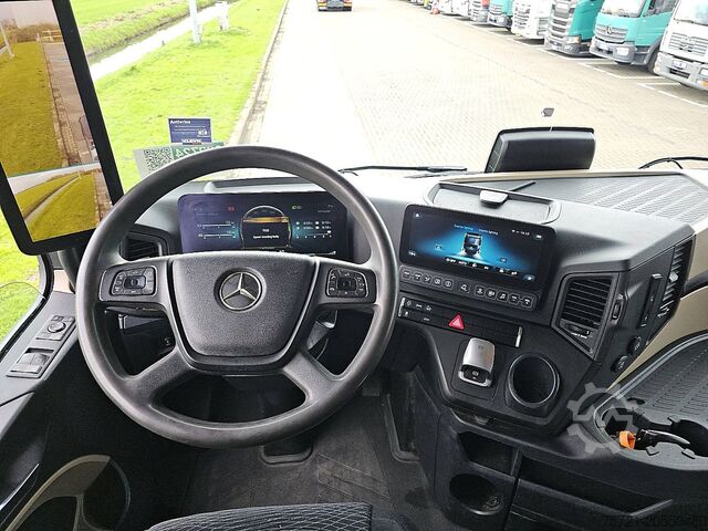 Standaard trekker MERCEDES-BENZ ACTROS 1848 LS