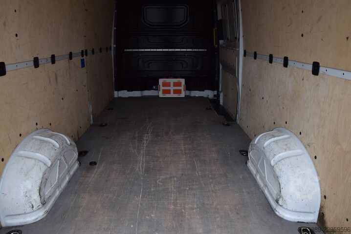 Furgon z wysokim dachem VW Crafter  35 Maxi Kasten Lang 2,0 TDI Klima
