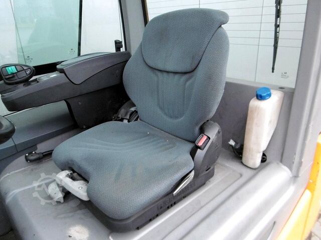 Gaffeltruck JUNGHEINRICH EFG S 30sG180-330ZT