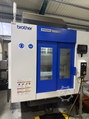 Hogesnelheidsfreesmachine Brother Speedio X1 R650