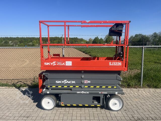 Makazaste platforme Skyjack SJ 3226 | 2020