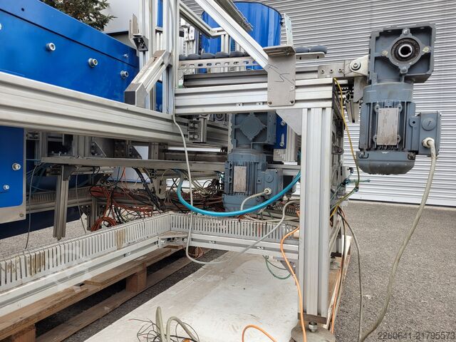 Celulă de montaj auto cu Grimm Grimm Egyedi