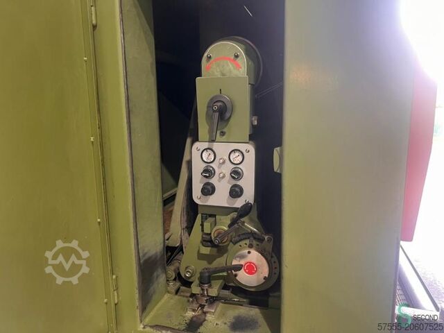 Breedbandschuurmachines Boere 1990 Boere 