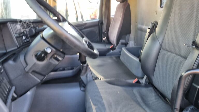 Three-way tipper truck Scania G 490 8x4 Bordmatik Thermo