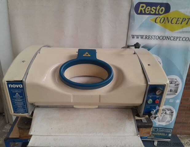 Gebrauchte Nova Formmaschine Bertrand Puma Nova