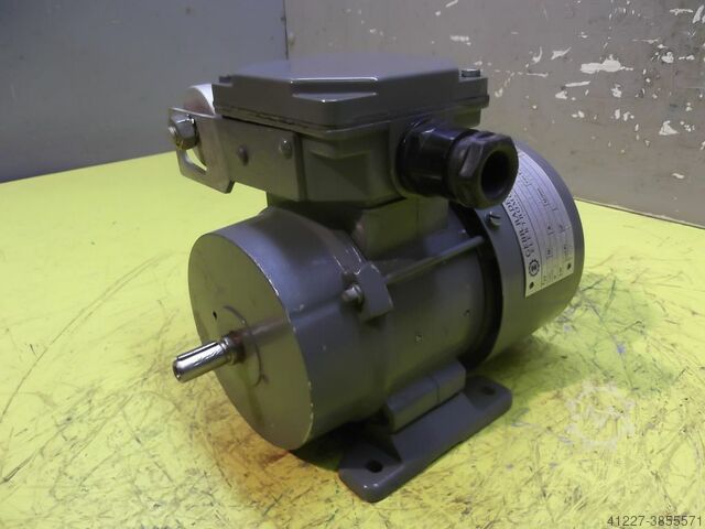 Elektromotor 0,06 kW 1600 Rpm 220 V Gebr. Rademacher RASEMF564B