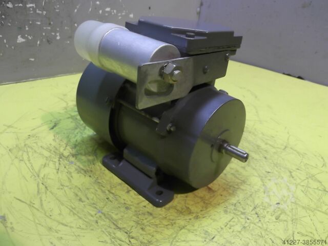Elektromotor 0,06 kW 1600 Rpm 220 V Gebr. Rademacher RASEMF564B