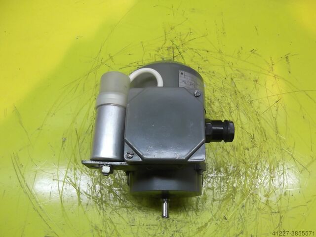 Elektromotor 0,06 kW 1600 Rpm 220 V Gebr. Rademacher RASEMF564B