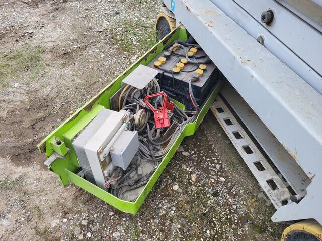 Mesa elevadora de tijera Iteco IT1215T (for parts only)