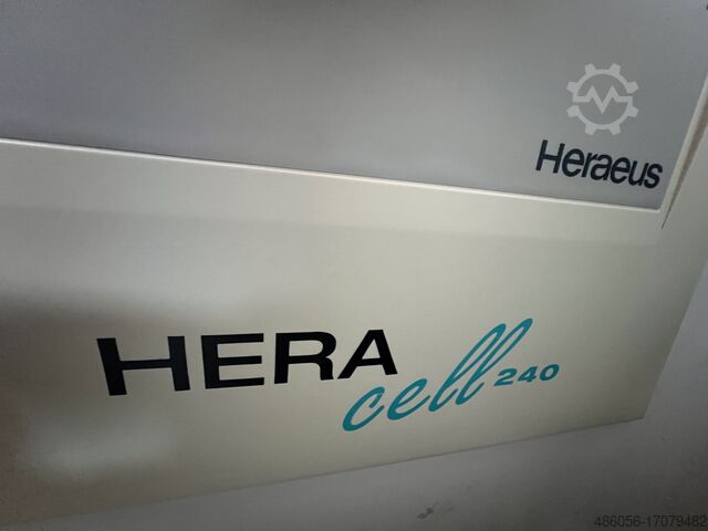 Partija koja se sastoji od 5 inkubatora Heraeus BBD 6220, HeraCell 240, Binder CB 150