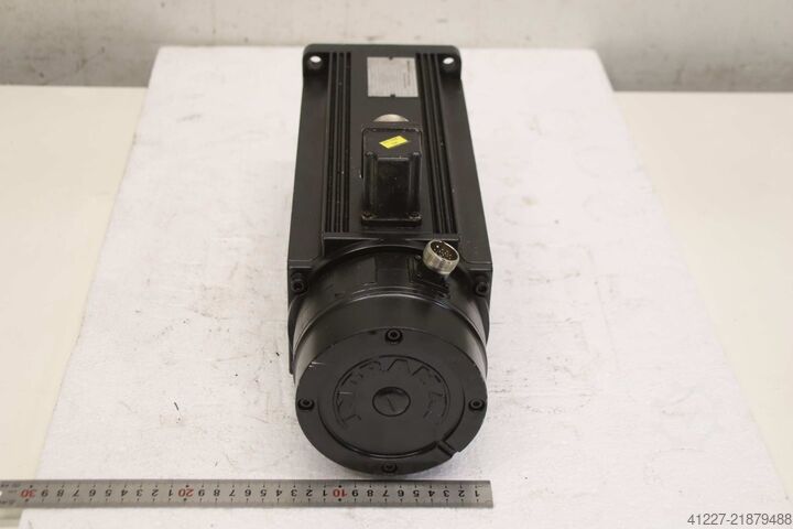 Silnik serwo Indramat 090C-0-KD-2C/110-B-0/S001