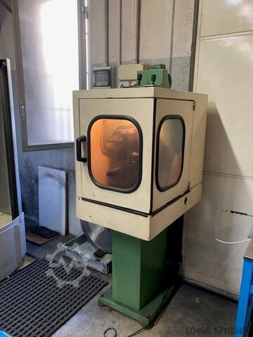 Automatický úkosovací stroj pro pily HSS PEDRIELLI GINO PGS