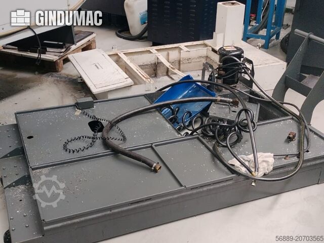 Centro de usinagem vertical HAAS VF 11/50 (2011)